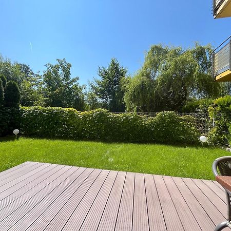 Apartament Z Garazem I Ogrodem Колобжег Екстериор снимка
